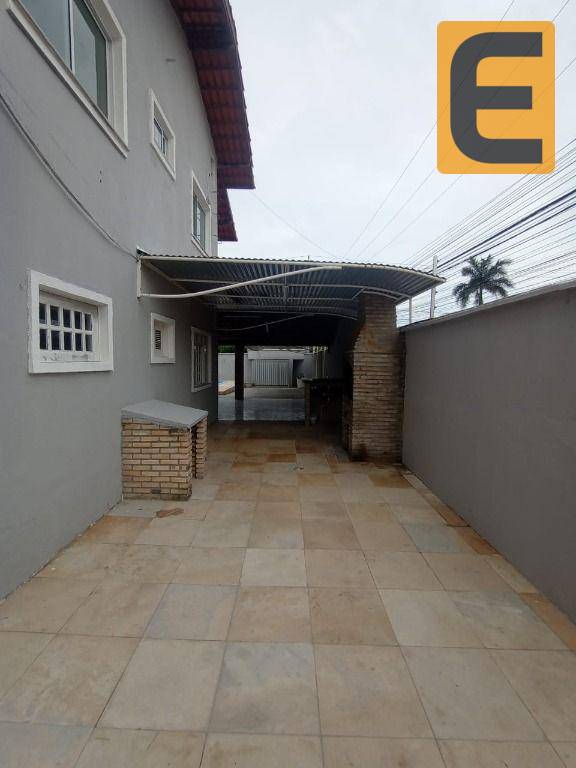 Casa para alugar com 3 quartos, 250m² - Foto 8