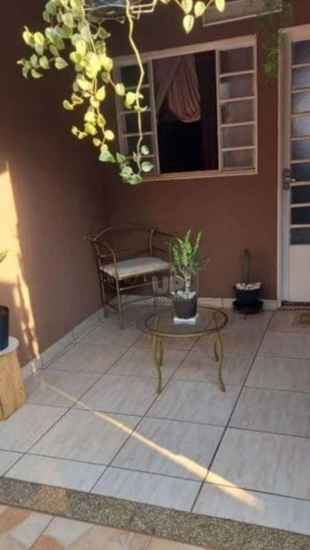 Casa de Condomínio à venda com 2 quartos, 194m² - Foto 2