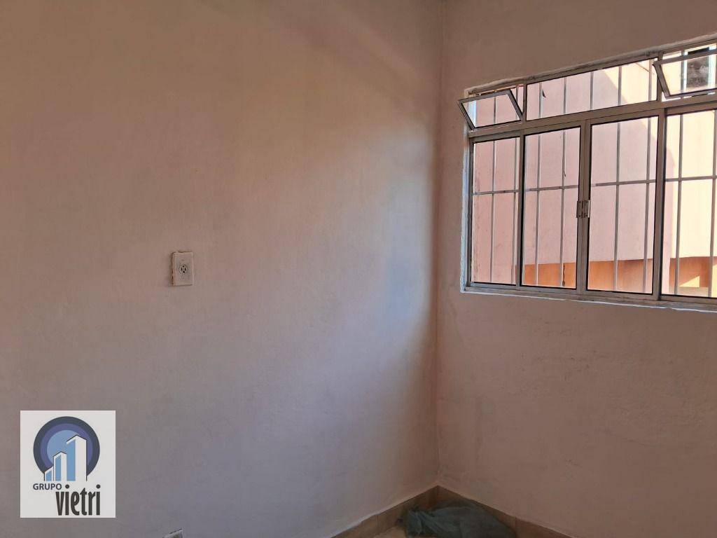 Casa para alugar com 3 quartos, 85m² - Foto 19