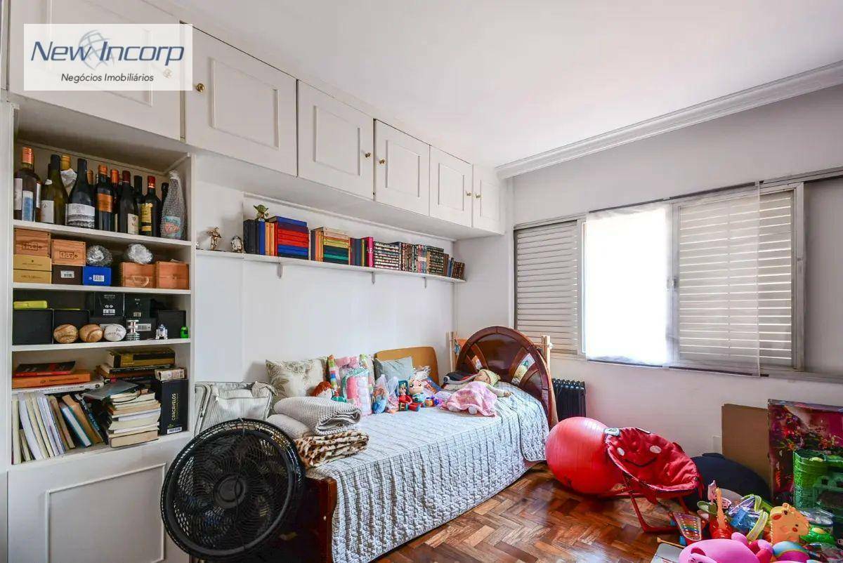 Apartamento à venda com 3 quartos, 122m² - Foto 12