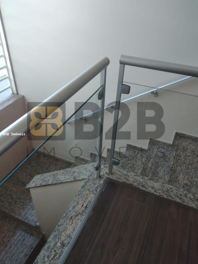 Casa à venda com 3 quartos, 186m² - Foto 19