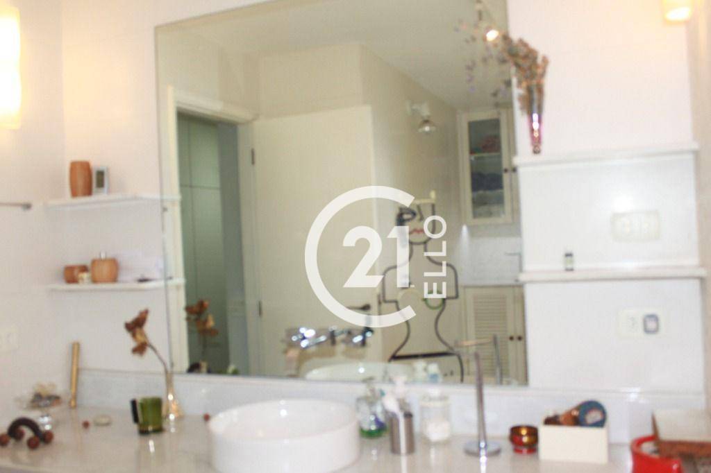 Apartamento à venda com 3 quartos, 236m² - Foto 18