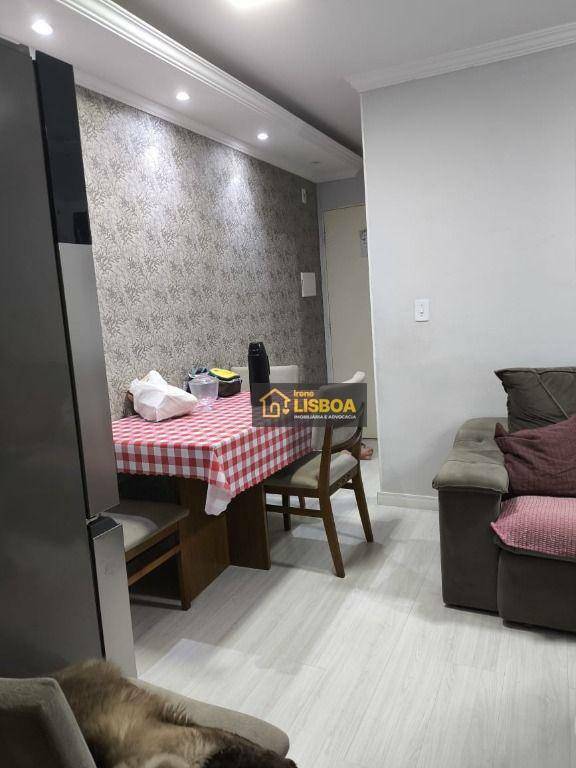 Apartamento à venda com 2 quartos, 45m² - Foto 4