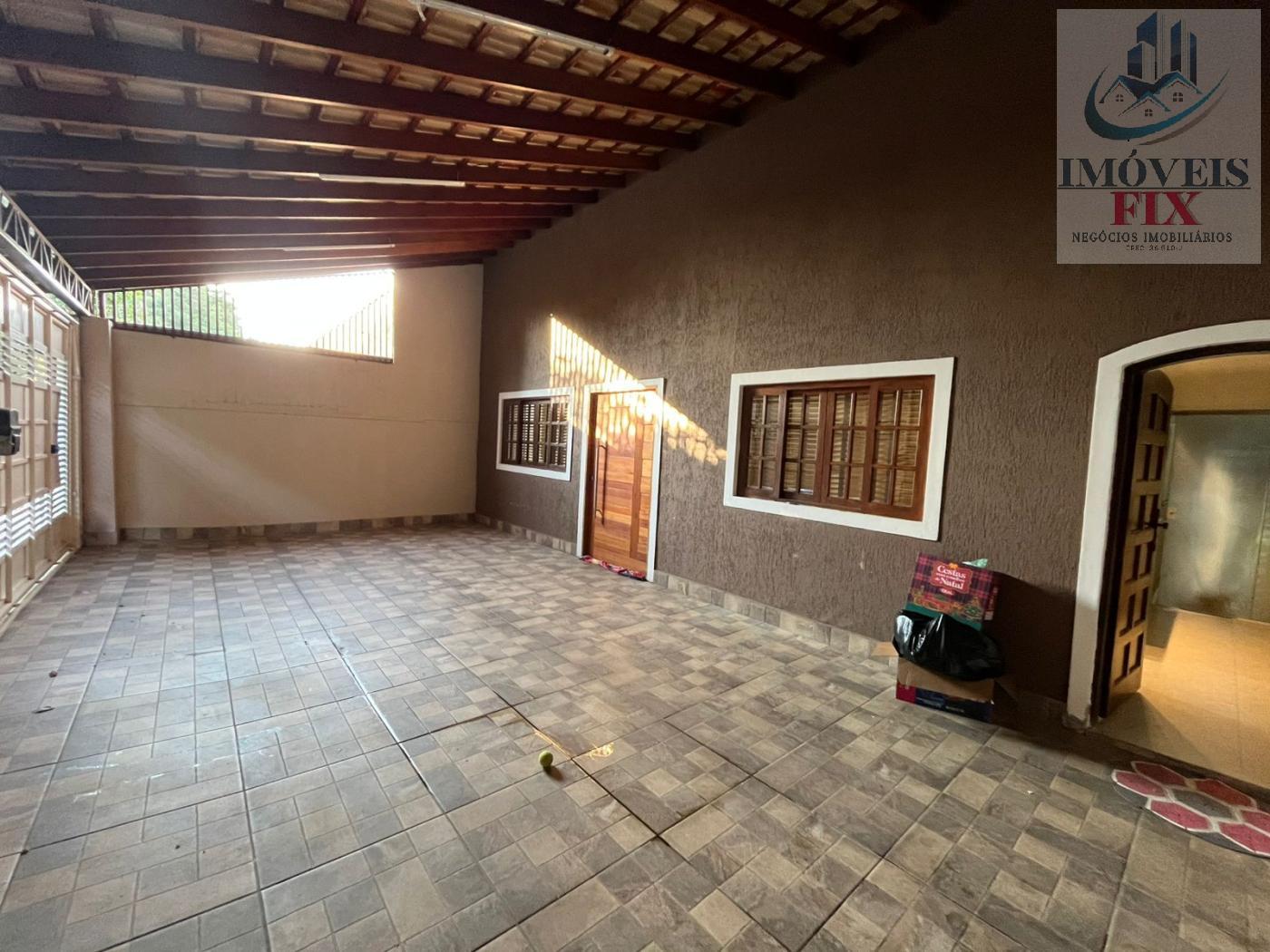 Casa à venda com 4 quartos, 280m² - Foto 2