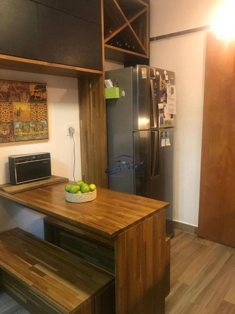 Apartamento à venda com 3 quartos, 137m² - Foto 19