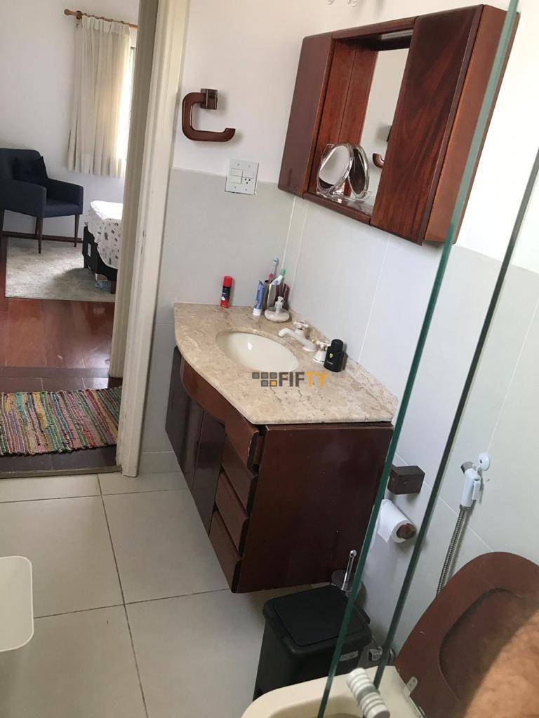 Apartamento à venda com 2 quartos, 77m² - Foto 27