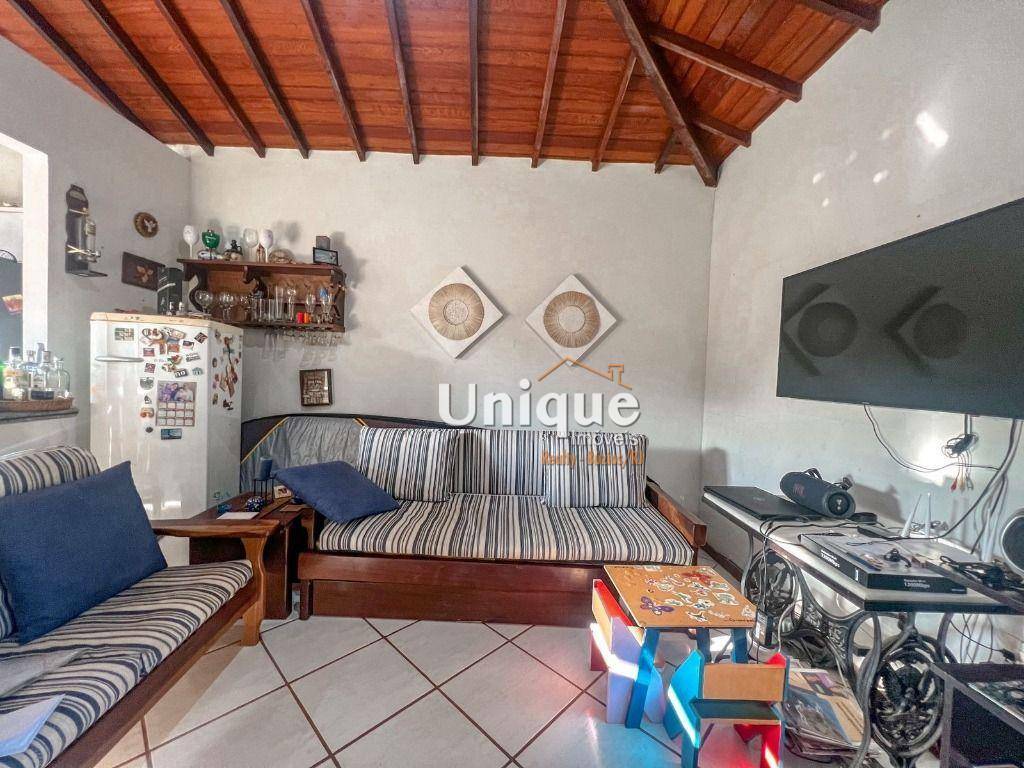 Casa de Condomínio à venda com 3 quartos, 110m² - Foto 3