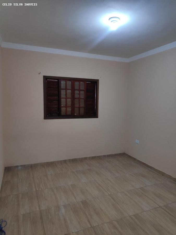 Casa à venda com 3 quartos, 250m² - Foto 16