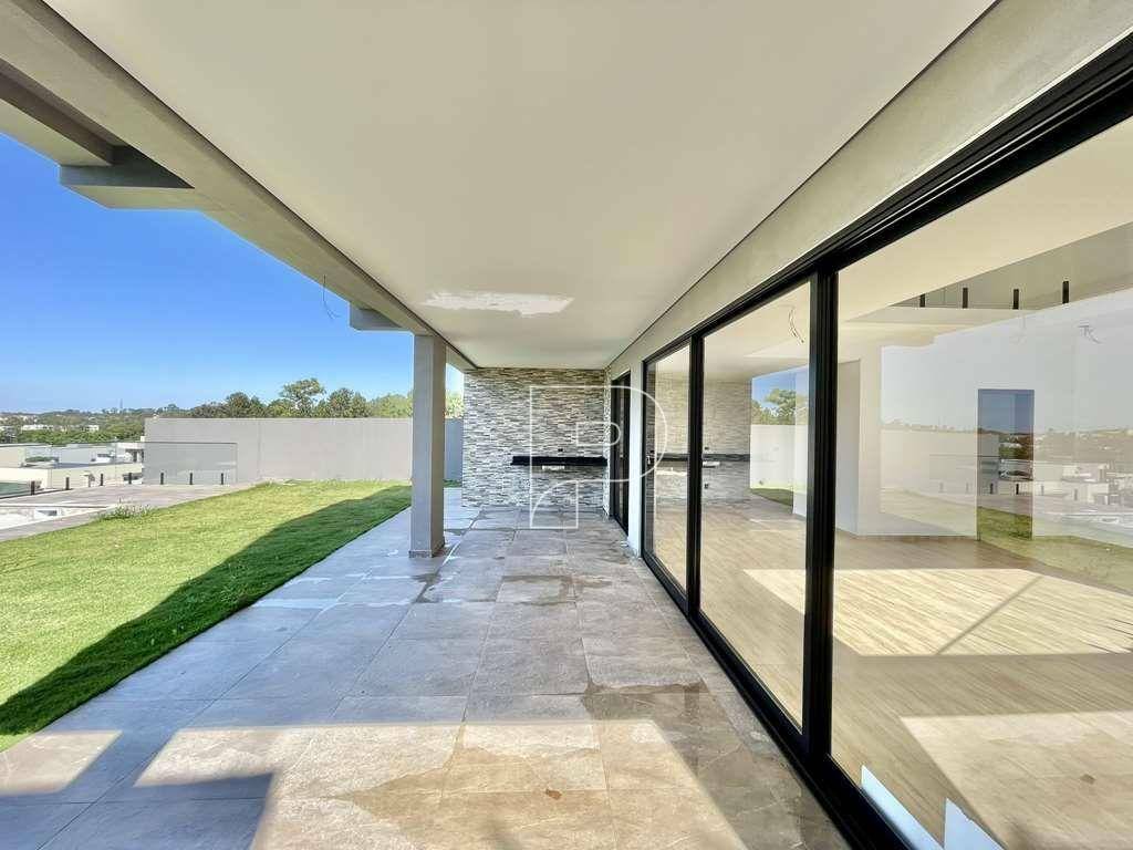 Casa de Condomínio à venda com 3 quartos, 230m² - Foto 31