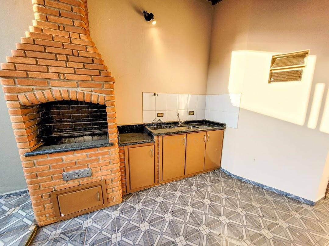 Casa para alugar com 3 quartos, 250m² - Foto 20