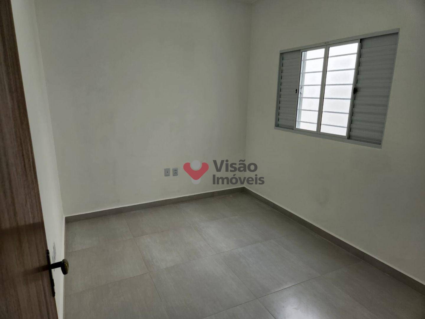 Casa à venda com 3 quartos, 92m² - Foto 7