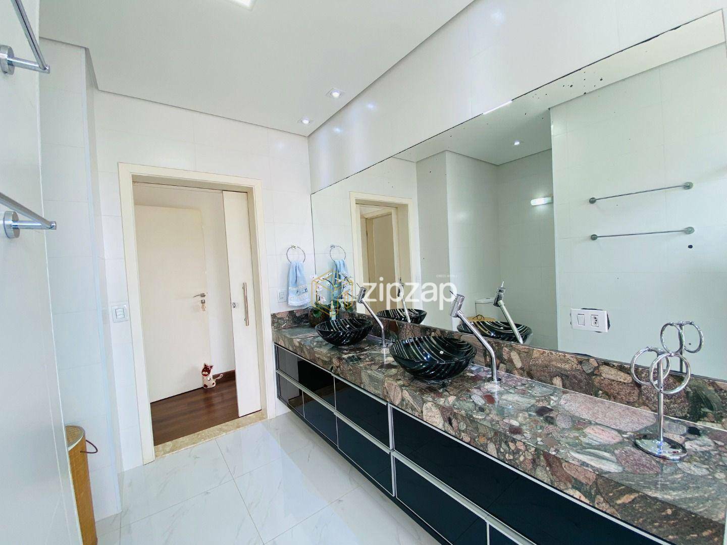 Casa à venda com 3 quartos, 447m² - Foto 15