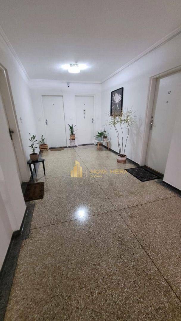 Apartamento à venda com 2 quartos, 56m² - Foto 14