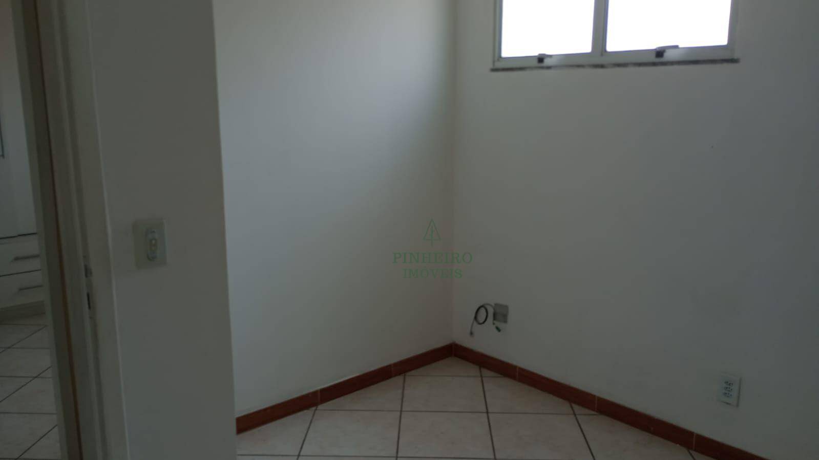 Casa à venda com 3 quartos, 130m² - Foto 14