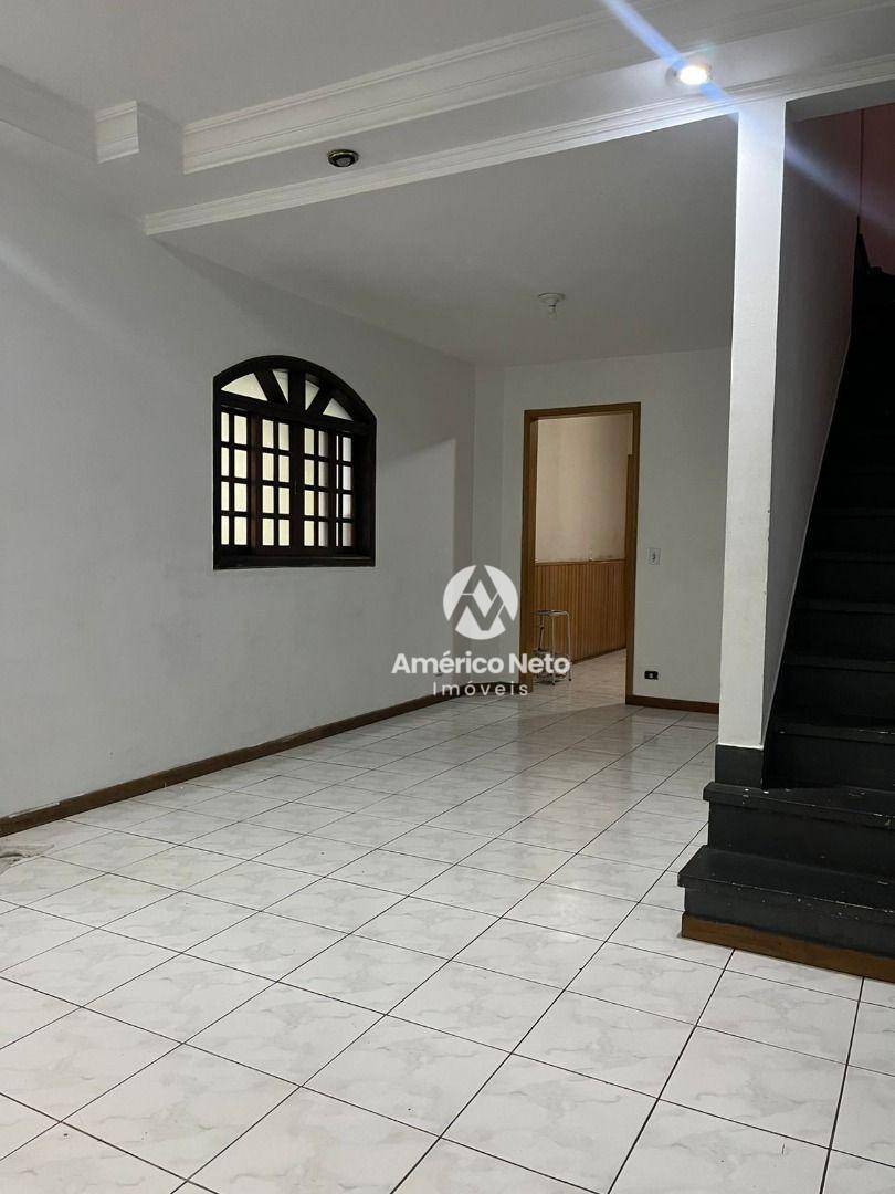 Sobrado para alugar com 4 quartos, 300m² - Foto 4