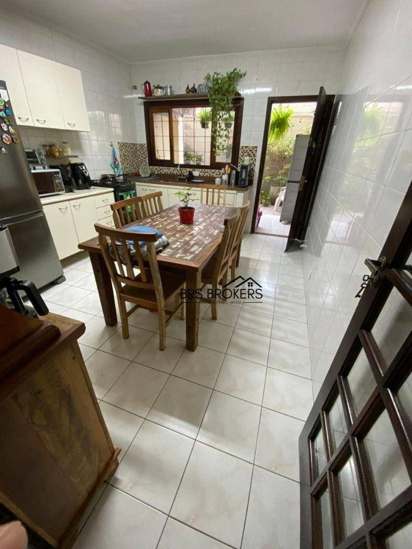 Sobrado à venda com 2 quartos, 110m² - Foto 4