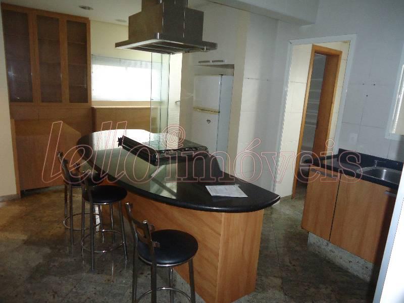 Apartamento para alugar com 3 quartos, 225m² - Foto 9