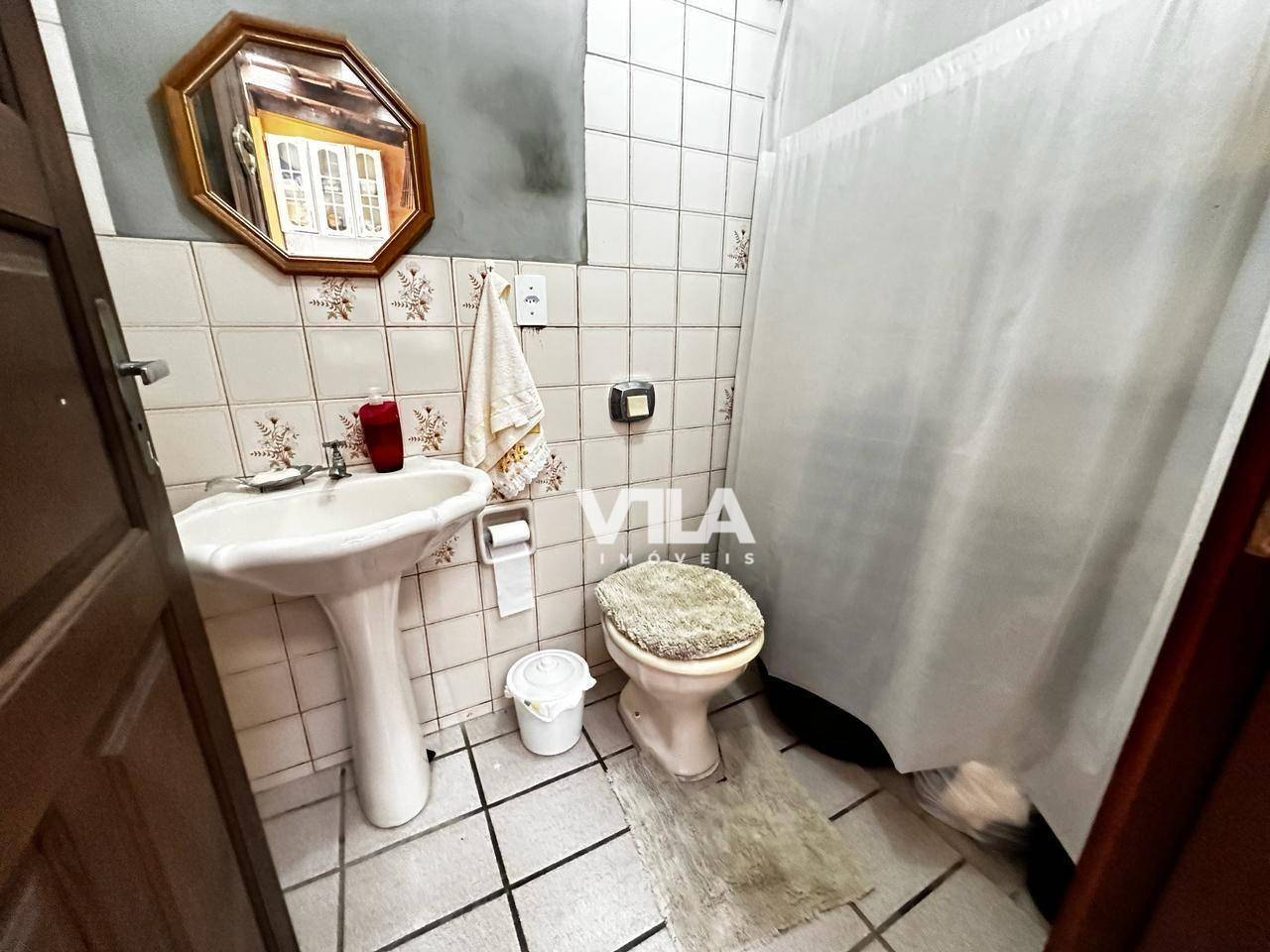 Casa à venda com 3 quartos, 229m² - Foto 11