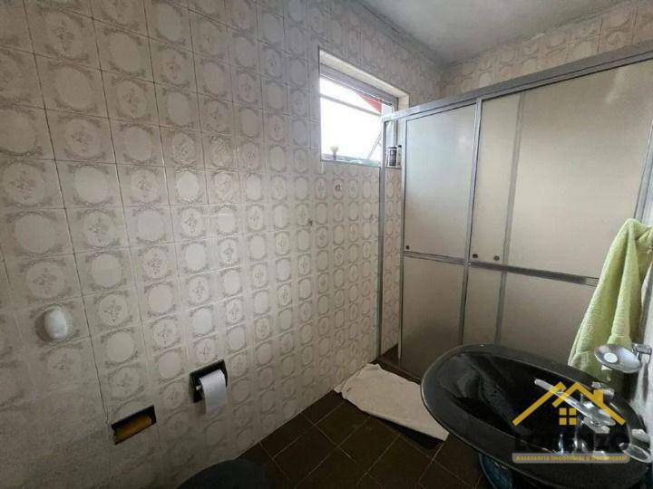 Sobrado à venda com 3 quartos, 217m² - Foto 15