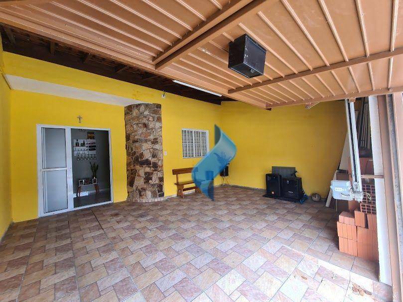 Casa à venda com 2 quartos, 87m² - Foto 3