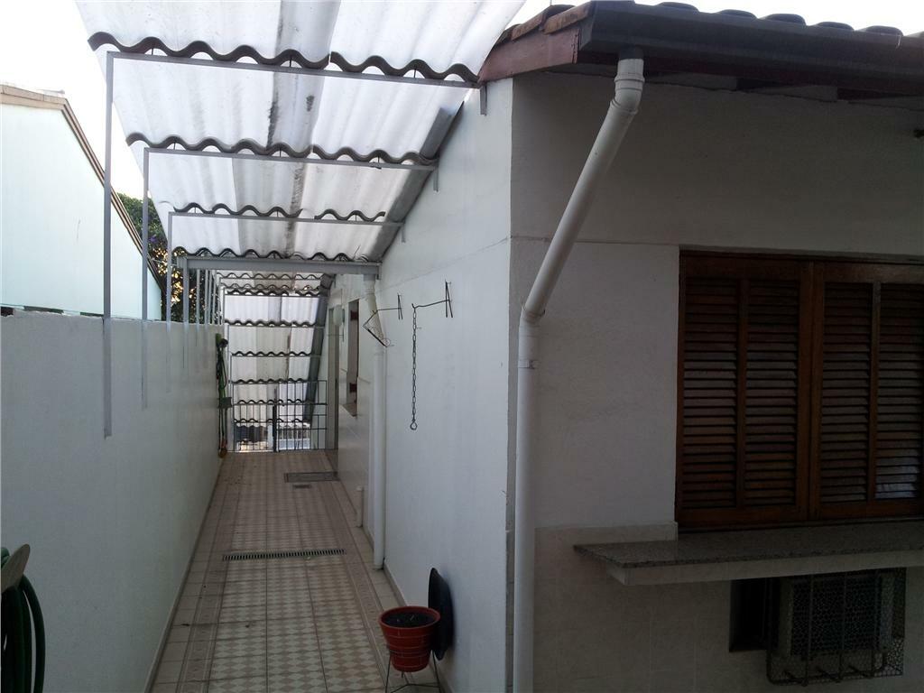 Casa à venda com 4 quartos, 220m² - Foto 25