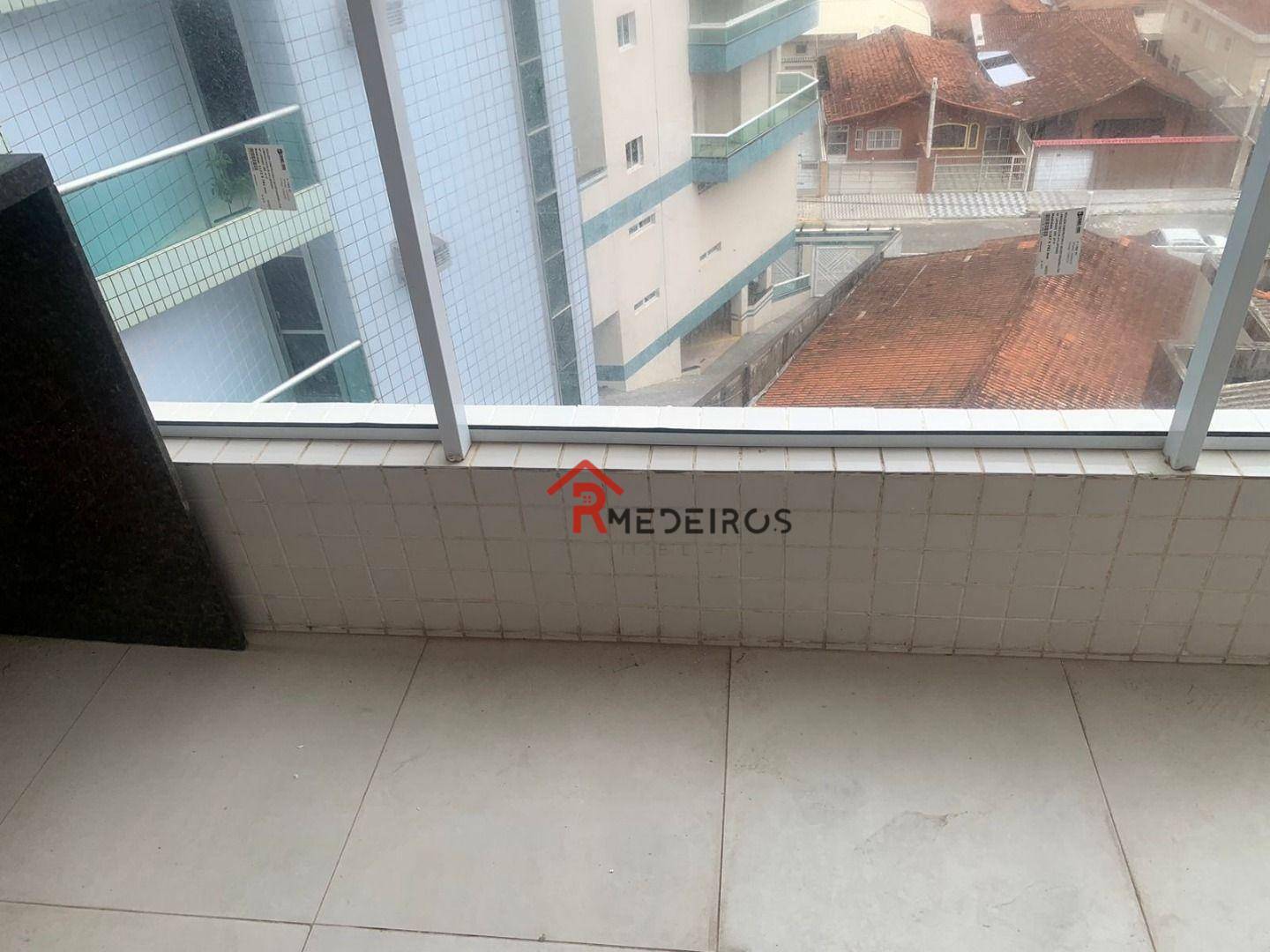 Apartamento à venda com 2 quartos, 67m² - Foto 4