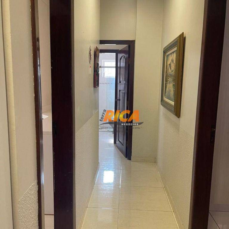 Casa de Condomínio à venda com 3 quartos, 400m² - Foto 24