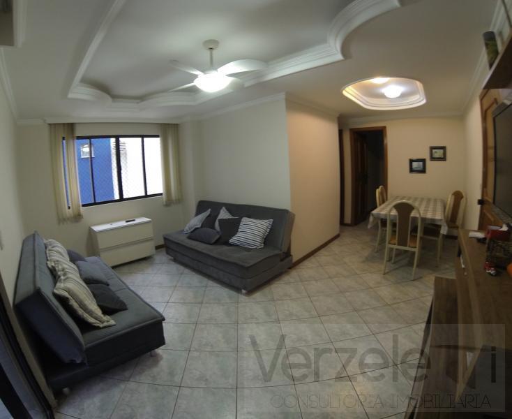 Apartamento à venda com 2 quartos, 90m² - Foto 8