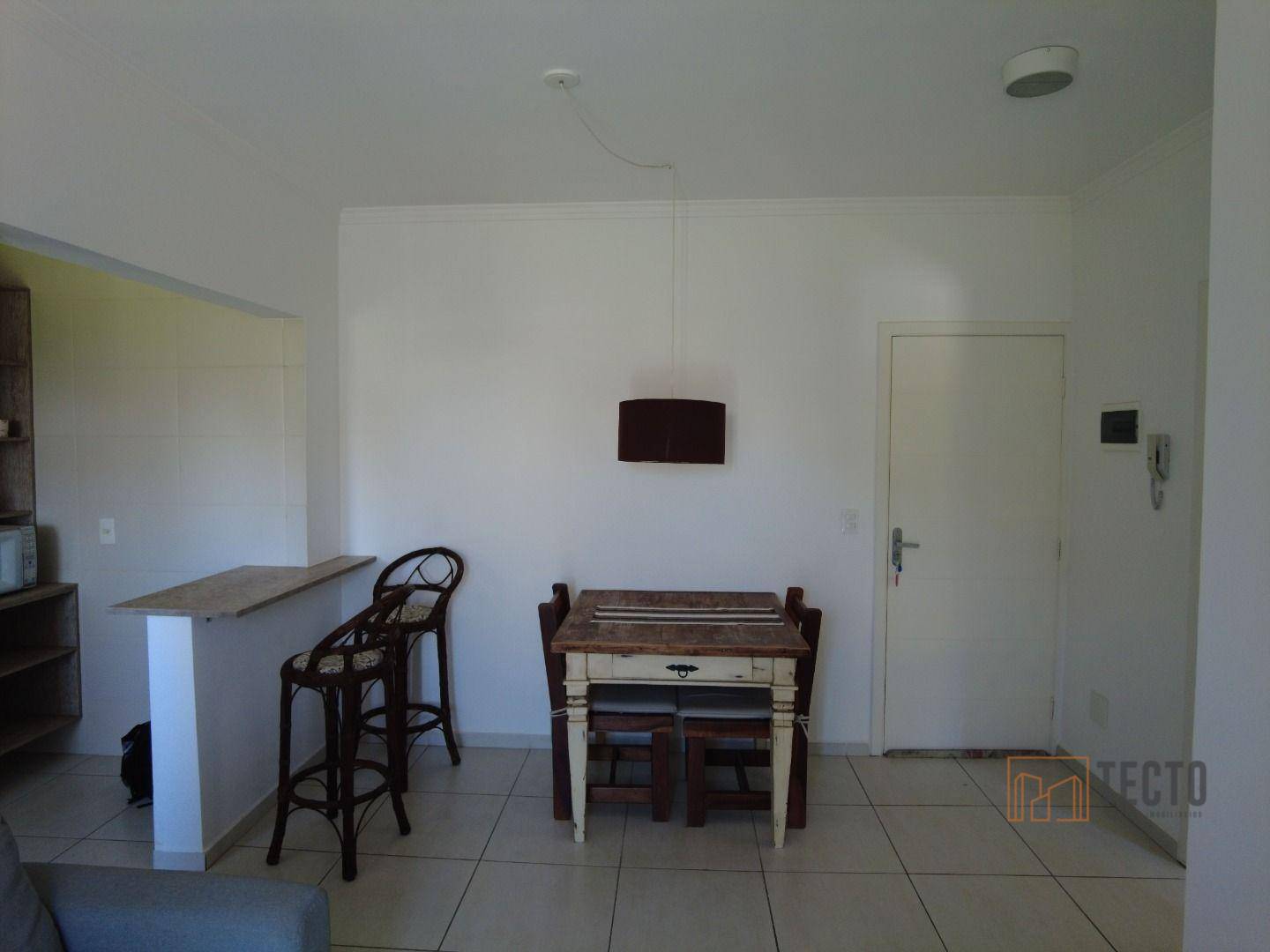 Apartamento à venda com 1 quarto, 45m² - Foto 1