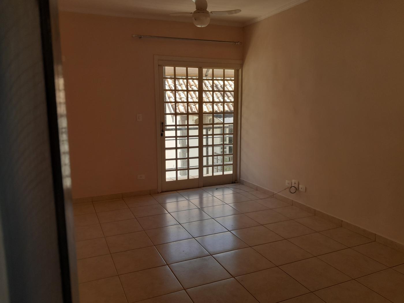 Apartamento para alugar com 3 quartos, 70m² - Foto 7