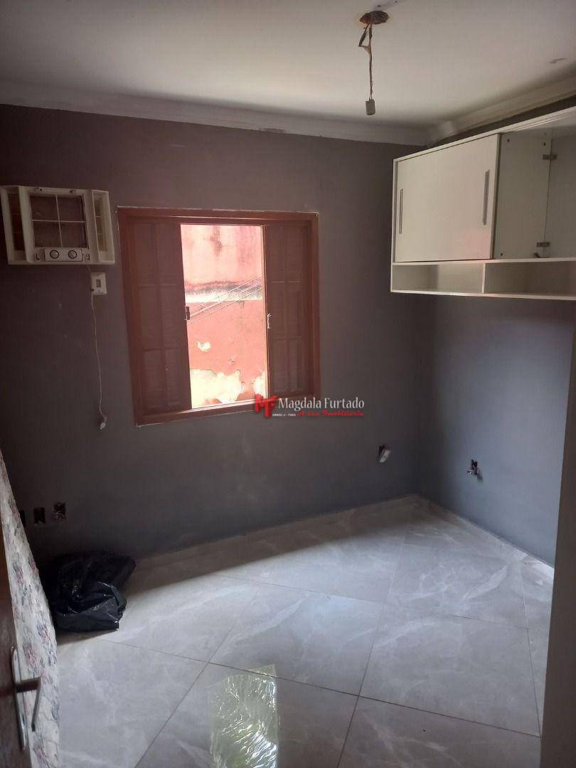 Casa à venda com 1 quarto, 68m² - Foto 9