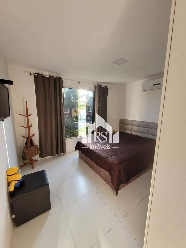 Casa de Condomínio à venda com 3 quartos, 285m² - Foto 10