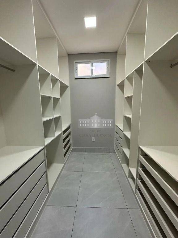 Casa à venda com 2 quartos, 112m² - Foto 4