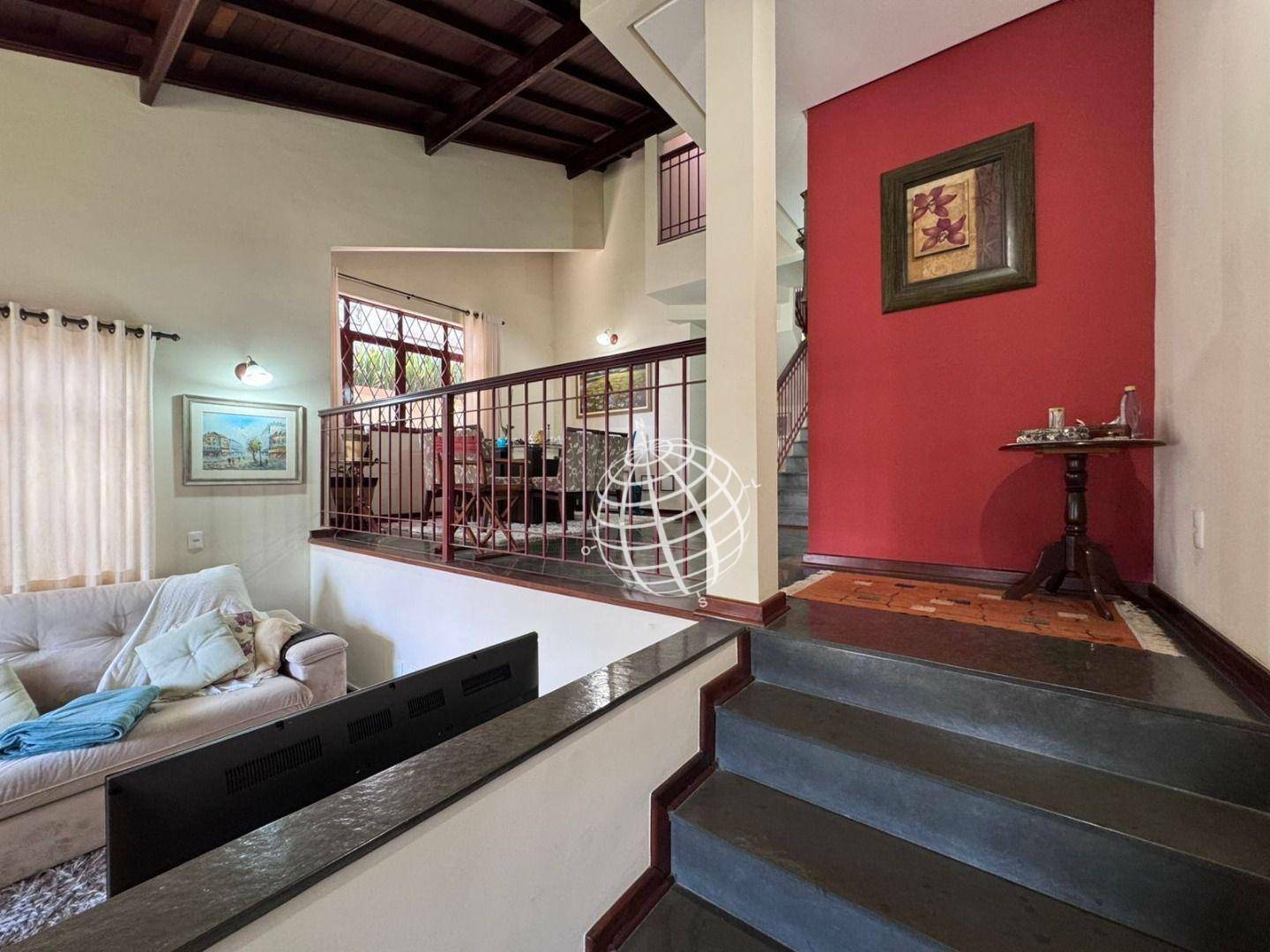 Casa à venda com 4 quartos, 266m² - Foto 12