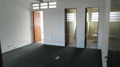 Prédio Inteiro para alugar, 234m² - Foto 2