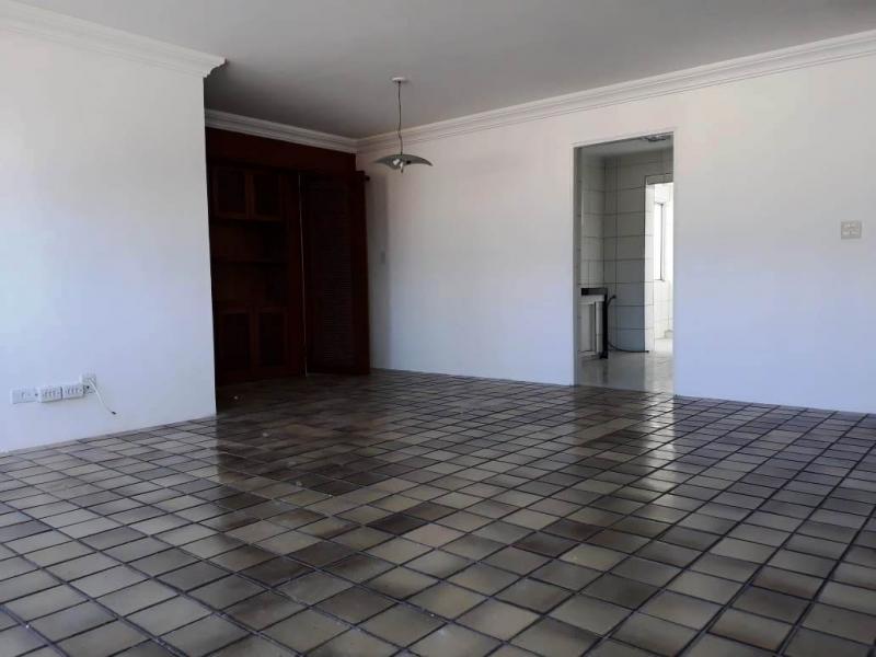 Apartamento à venda com 3 quartos, 132m² - Foto 1