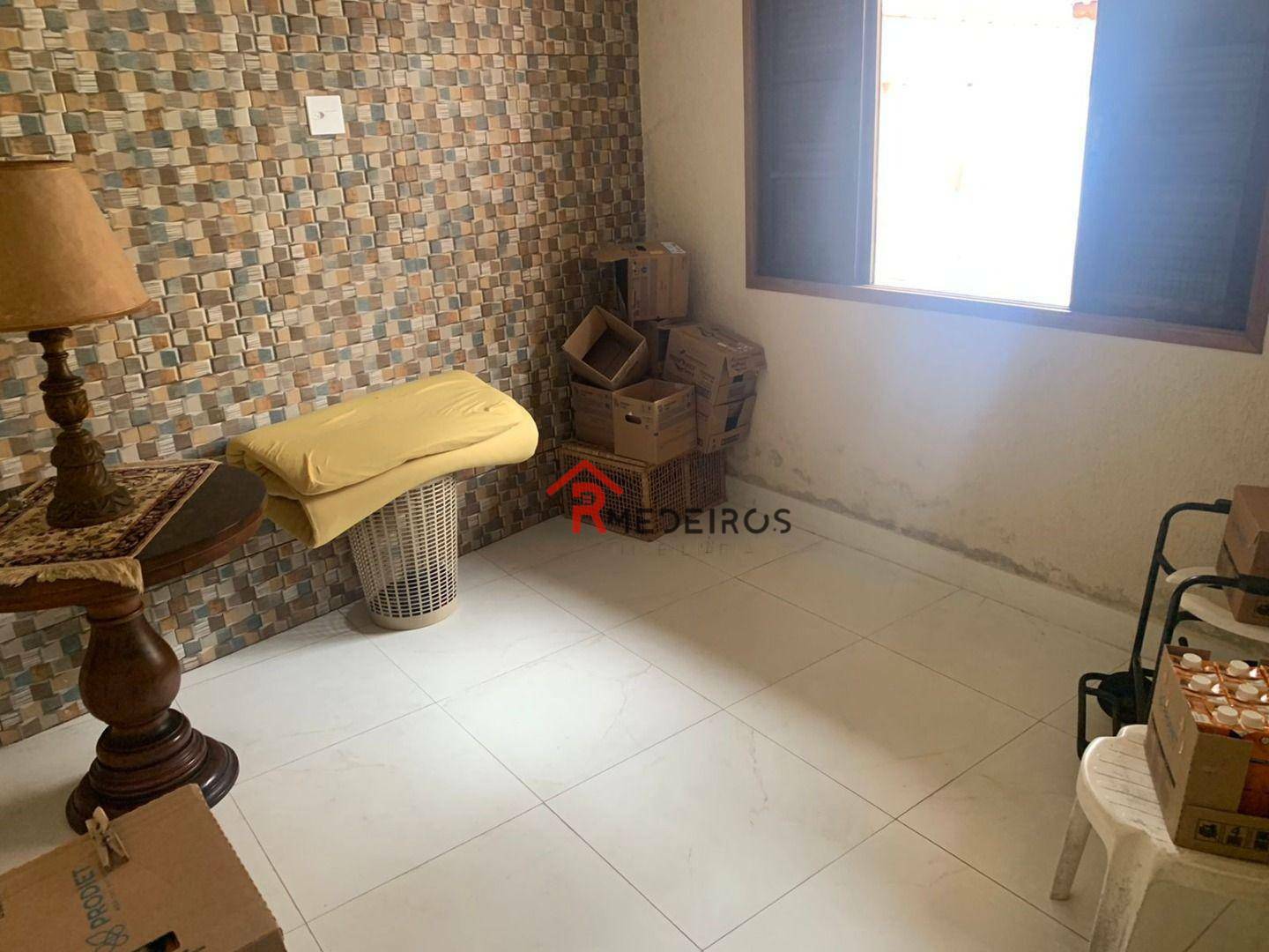 Casa à venda com 2 quartos, 155m² - Foto 23