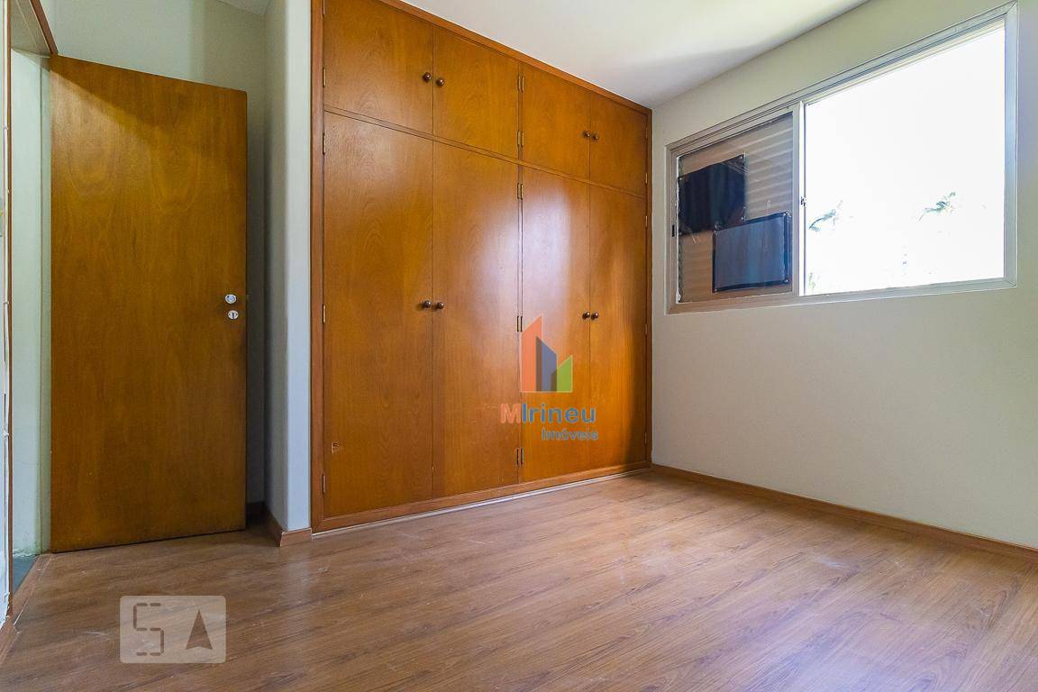 Apartamento à venda com 4 quartos, 135m² - Foto 19