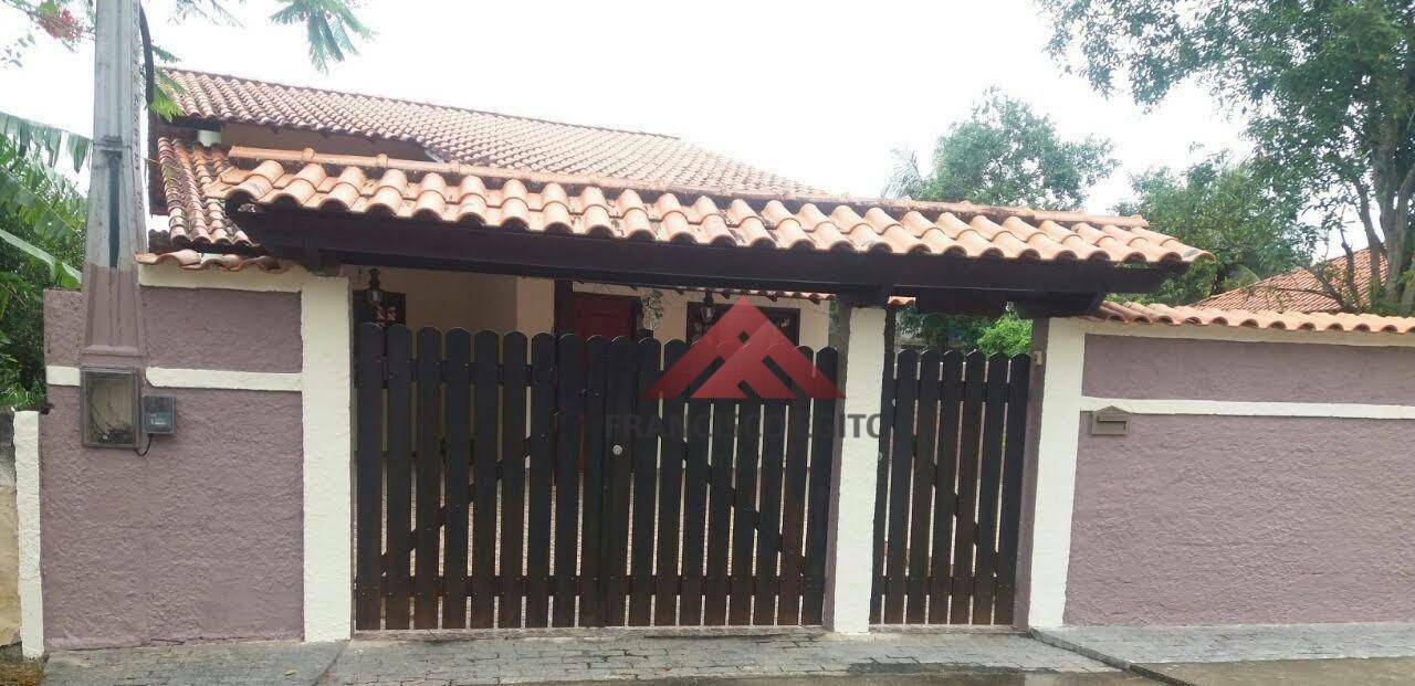 Casa à venda com 3 quartos, 117m² - Foto 2