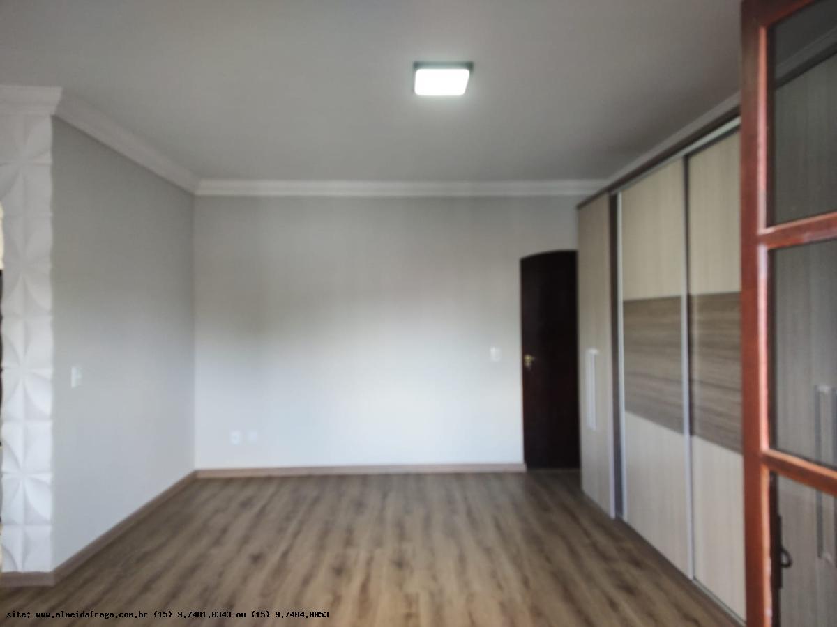 Casa à venda com 3 quartos, 200m² - Foto 43