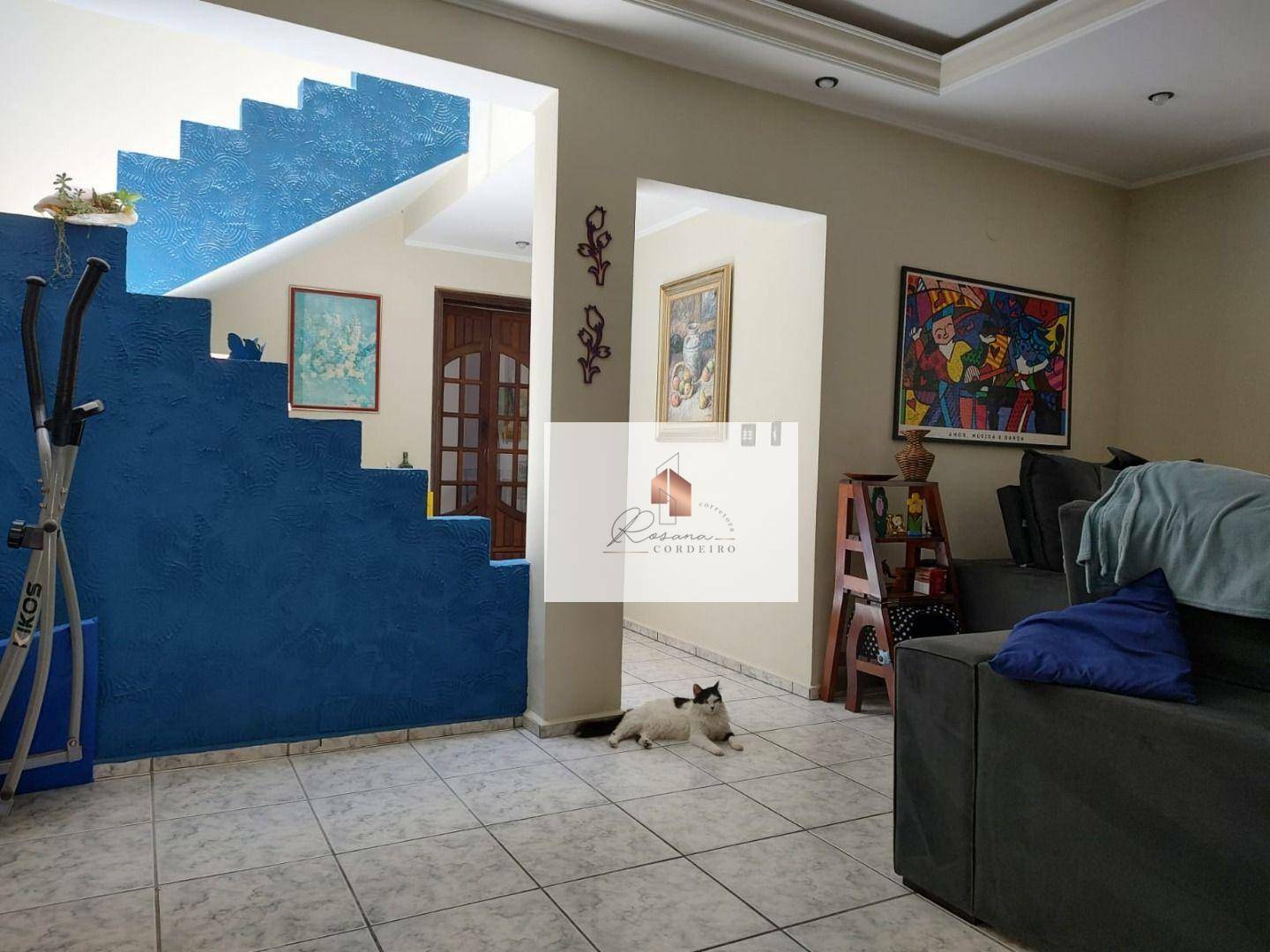 Sobrado à venda com 3 quartos, 234m² - Foto 2