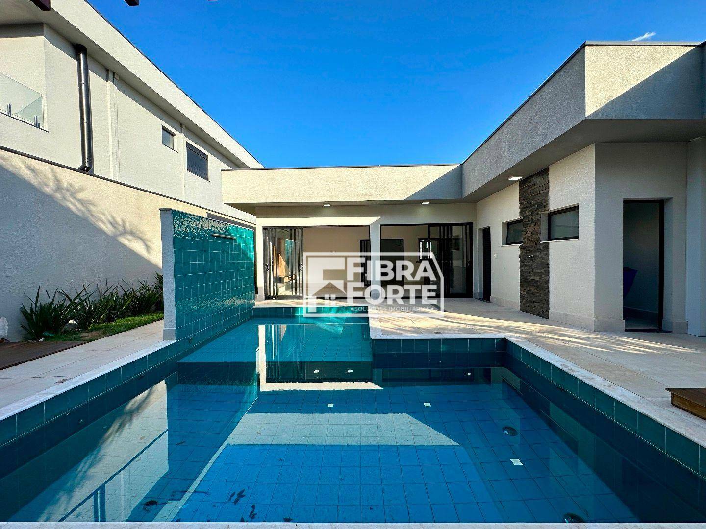 Casa à venda e aluguel com 4 quartos, 320m² - Foto 23