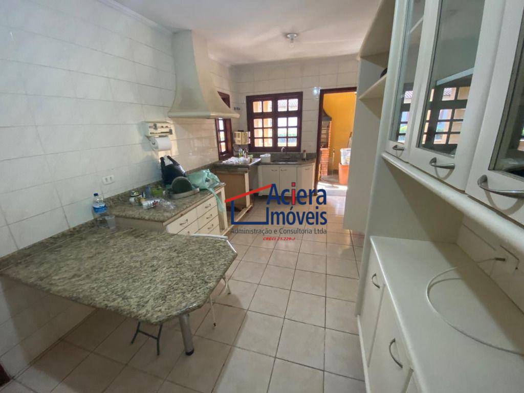 Casa de Condomínio à venda com 3 quartos, 320m² - Foto 20