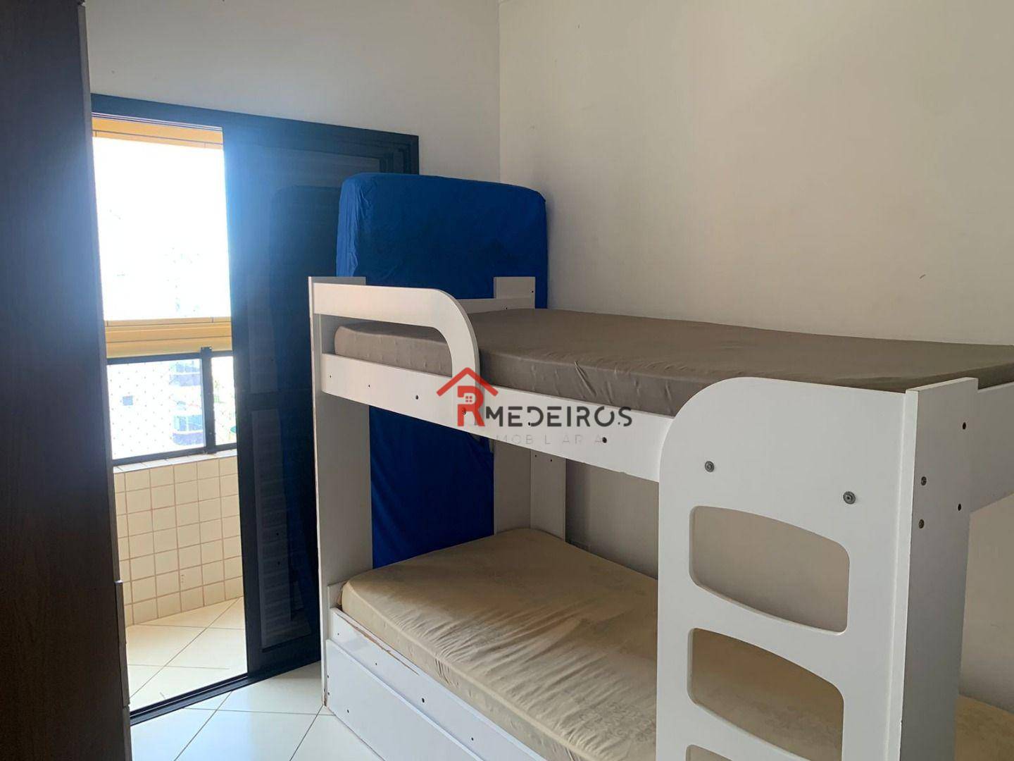 Apartamento à venda com 2 quartos, 75m² - Foto 13