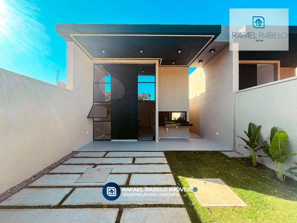 Casa à venda com 3 quartos, 122m² - Foto 1