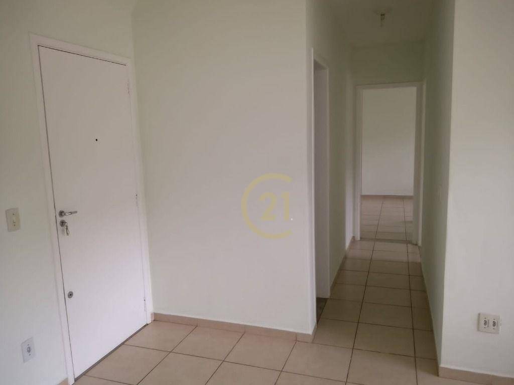 Apartamento à venda com 2 quartos, 74m² - Foto 2