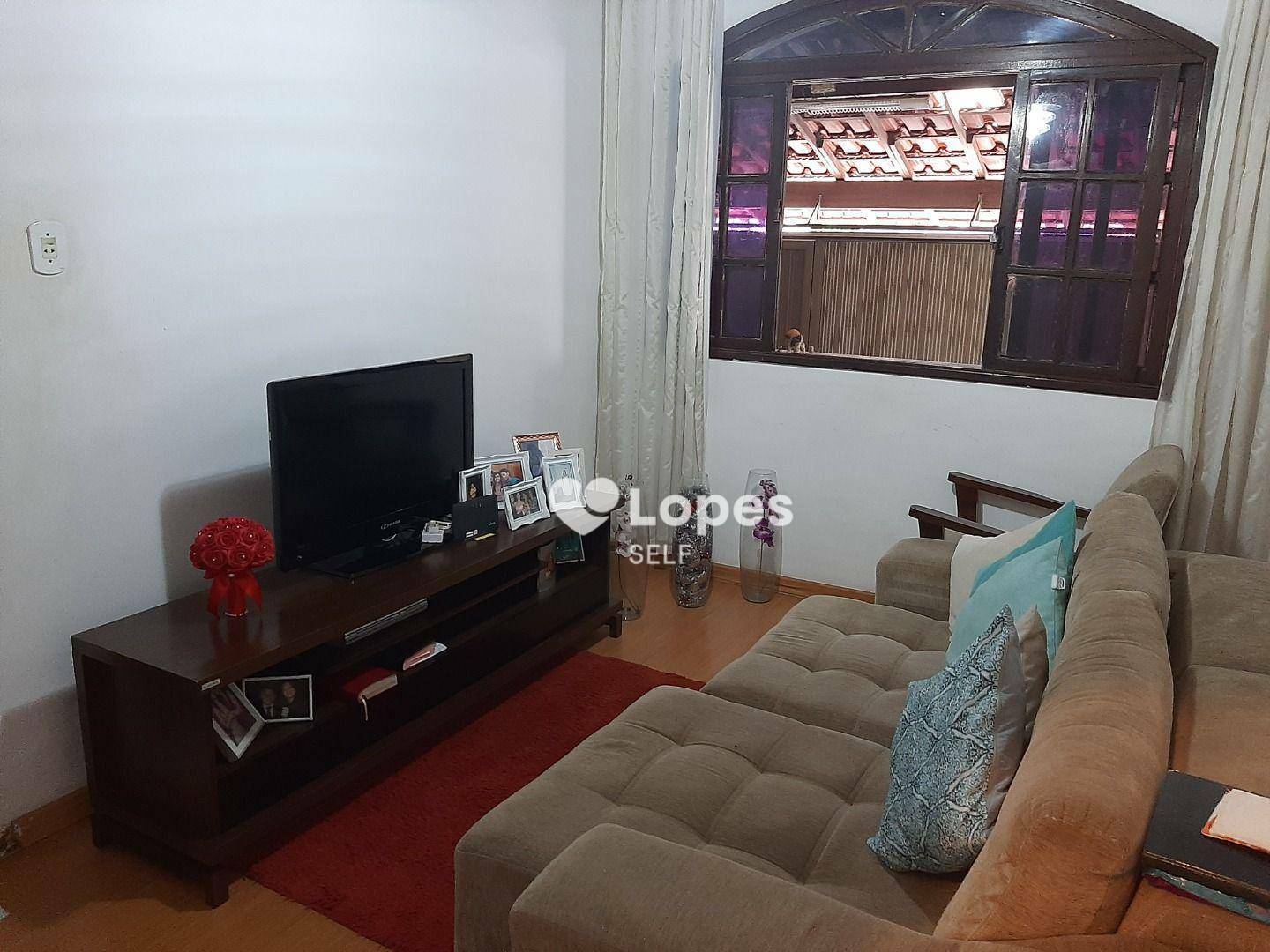 Casa à venda com 3 quartos, 345M2 - Foto 1