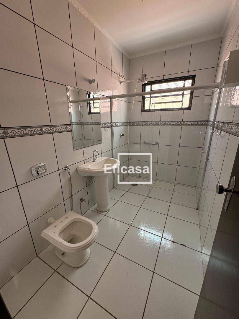 Casa à venda com 3 quartos, 258m² - Foto 9