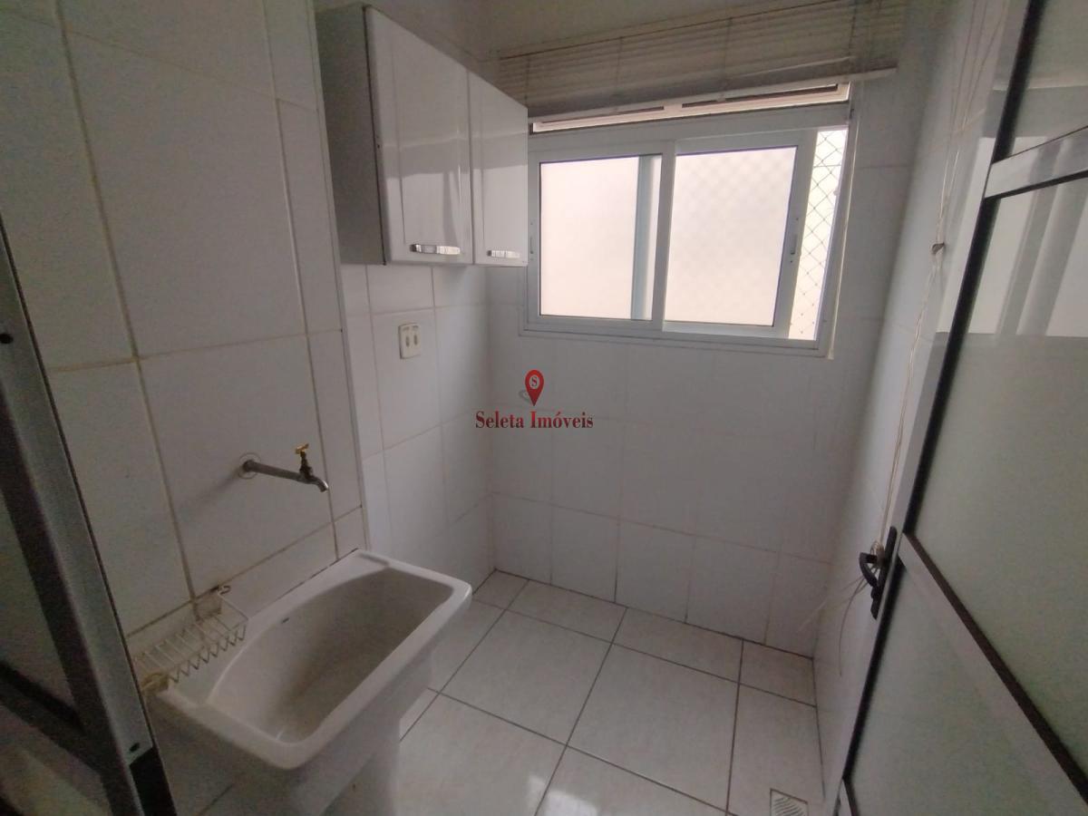 Apartamento à venda com 2 quartos, 66m² - Foto 6