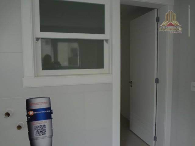 Apartamento à venda com 3 quartos, 237m² - Foto 17